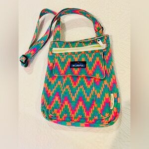 KAVU Multicolor Zigzag Crossbody Bag, Limited Edition